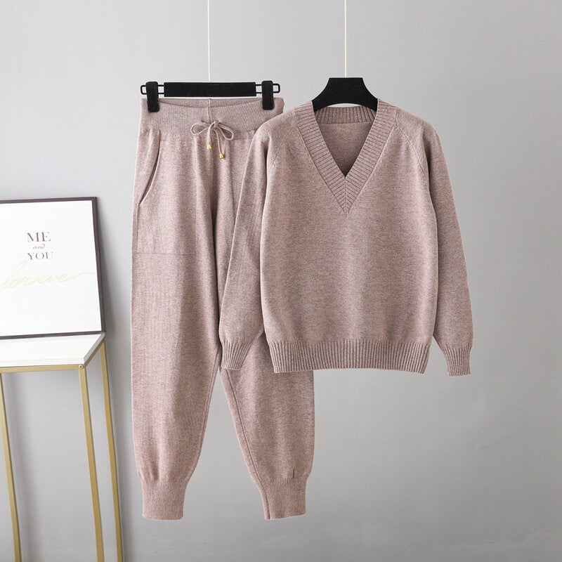 Luxury Pullover & Matching Pants Set