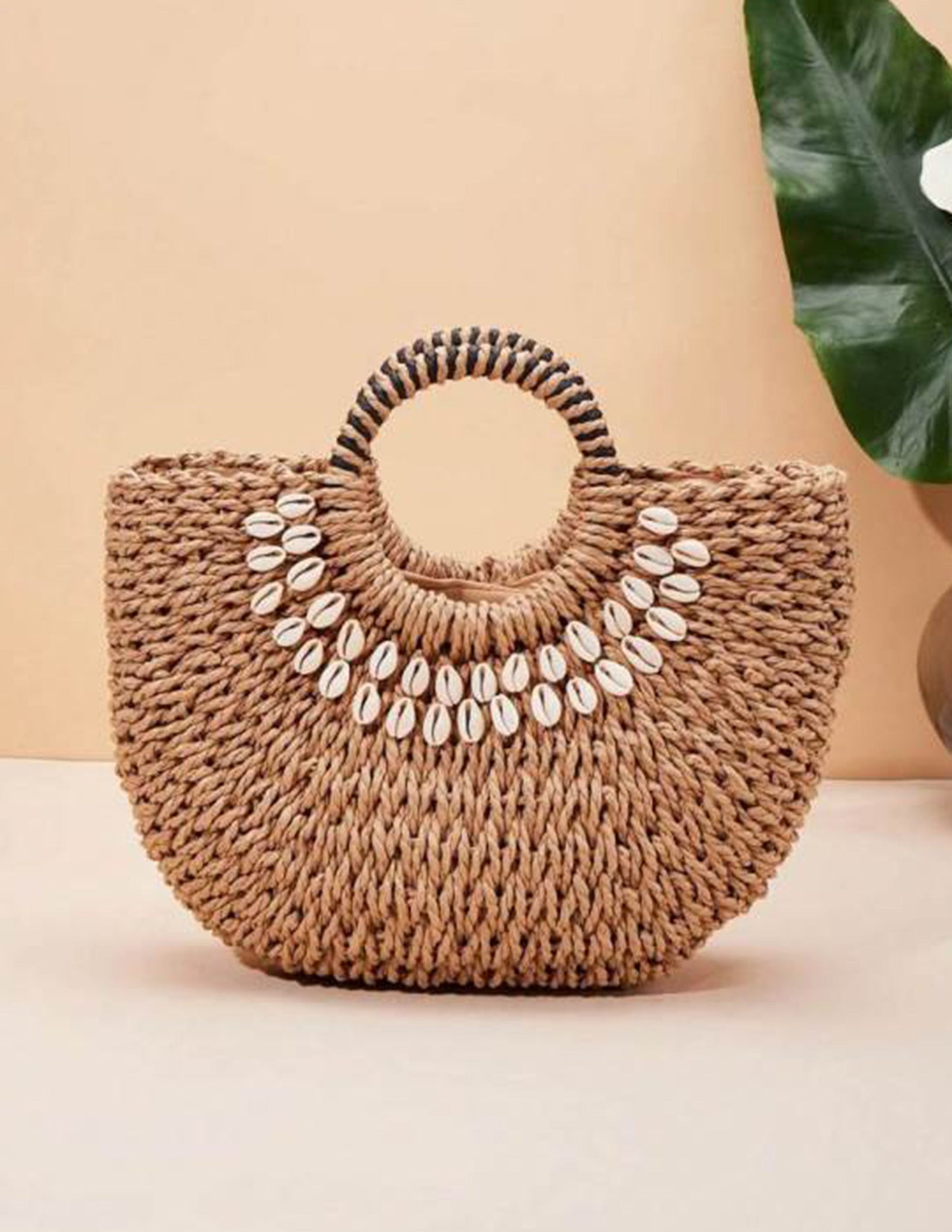 Shell Decor Straw Bag